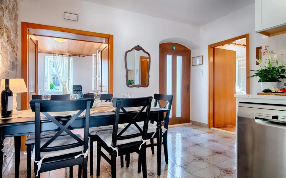 Holidays in Komiža - Nona House photo gallery