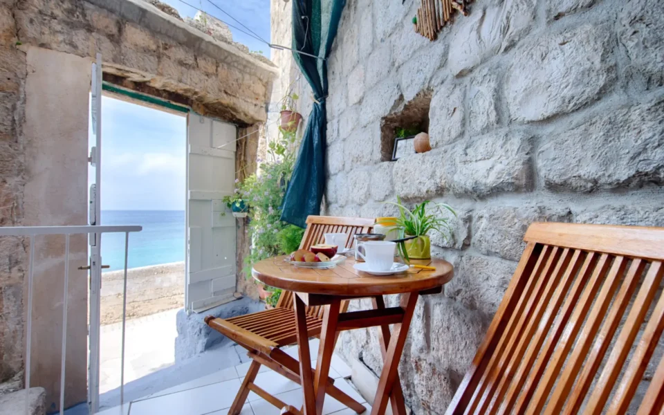 Holidays in Komiža - Apartment Porpini photo gallery